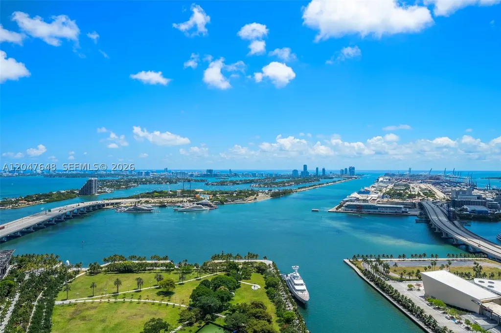 900 Biscayne Boulevard Miami FL 33132
