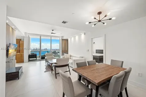 900 Biscayne Boulevard Miami FL 33132