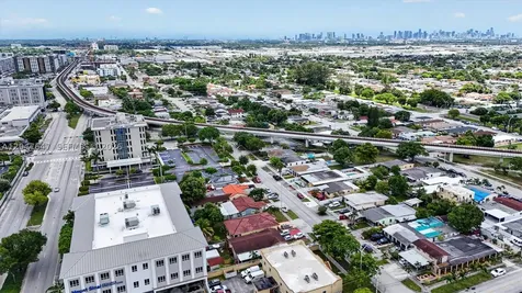 525 E 24th Street Hialeah FL 33013