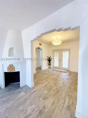 1040 Lenox Avenue Miami Beach FL 33139