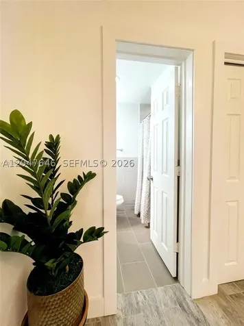 1040 Lenox Avenue Miami Beach FL 33139
