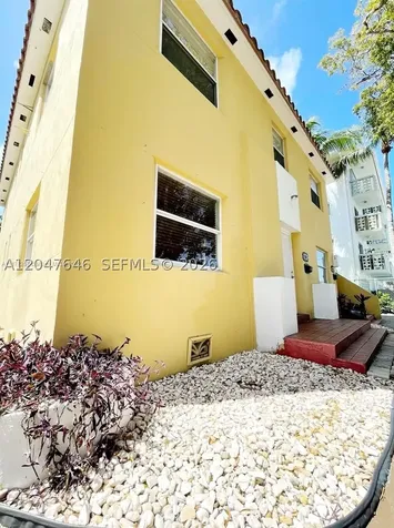 1040 Lenox Avenue Miami Beach FL 33139