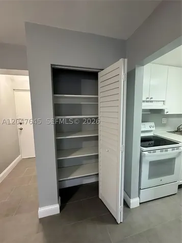 1933 SW 7th Street Miami FL 33135