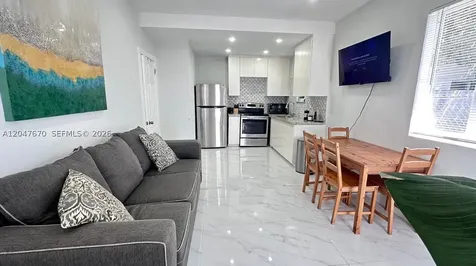 320 SW 29th Road Miami FL 33129