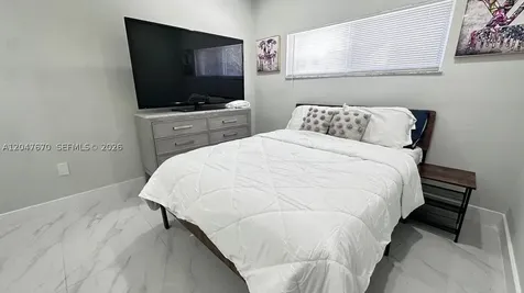 320 SW 29th Road Miami FL 33129