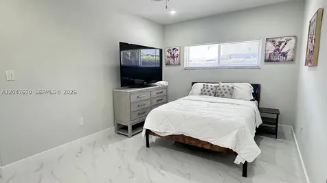 320 SW 29th Road Miami FL 33129