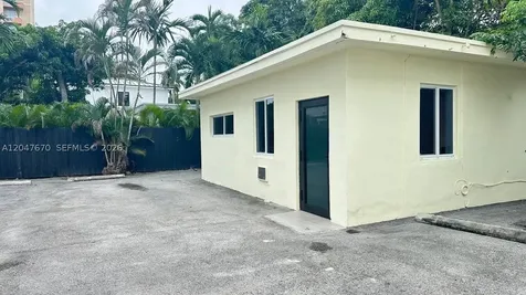 320 SW 29th Road Miami FL 33129