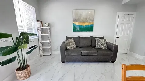 320 SW 29th Road Miami FL 33129