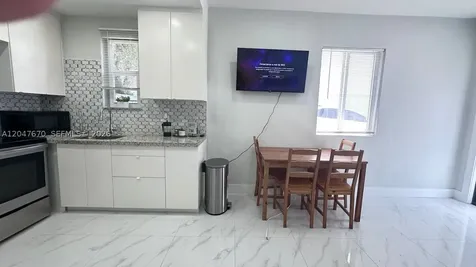 320 SW 29th Road Miami FL 33129