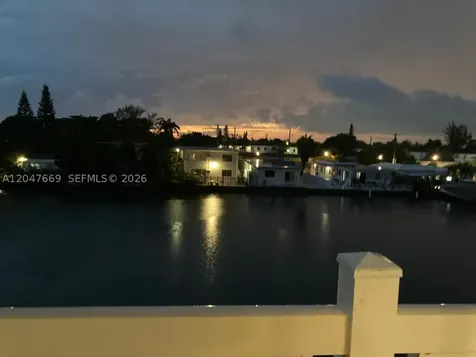 7900 Tatum Waterway Drive Miami Beach FL 33141