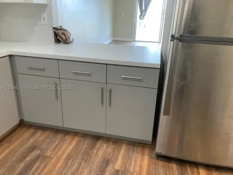 7900 Tatum Waterway Drive Miami Beach FL 33141