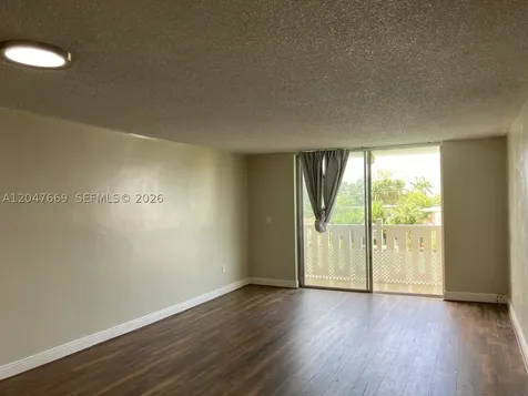 7900 Tatum Waterway Drive Miami Beach FL 33141