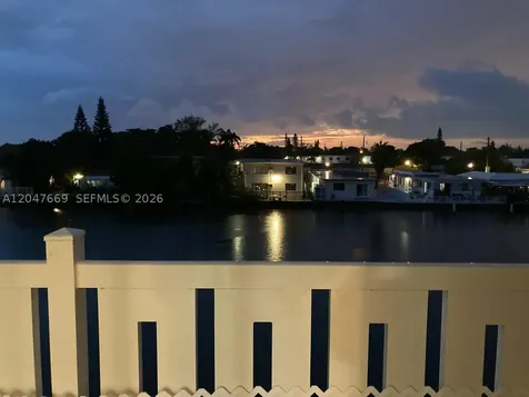 7900 Tatum Waterway Drive Miami Beach FL 33141