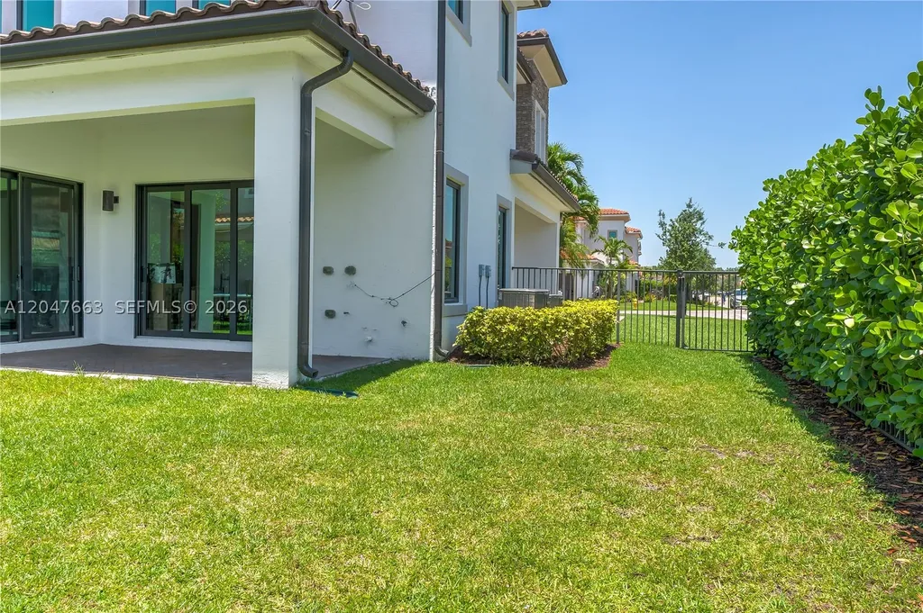3412 Emerson Lane Hollywood FL 33312