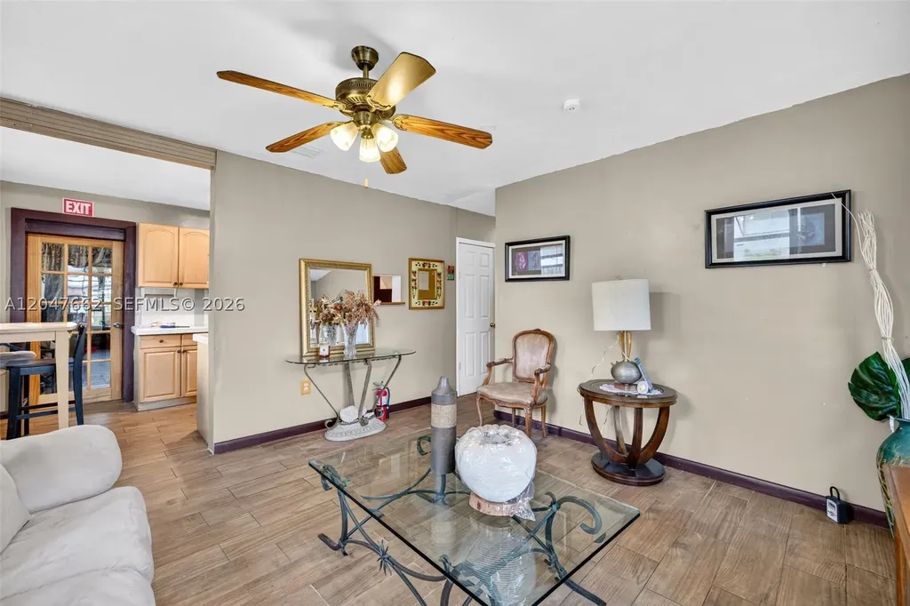 721 N 69th Avenue Hollywood FL 33024