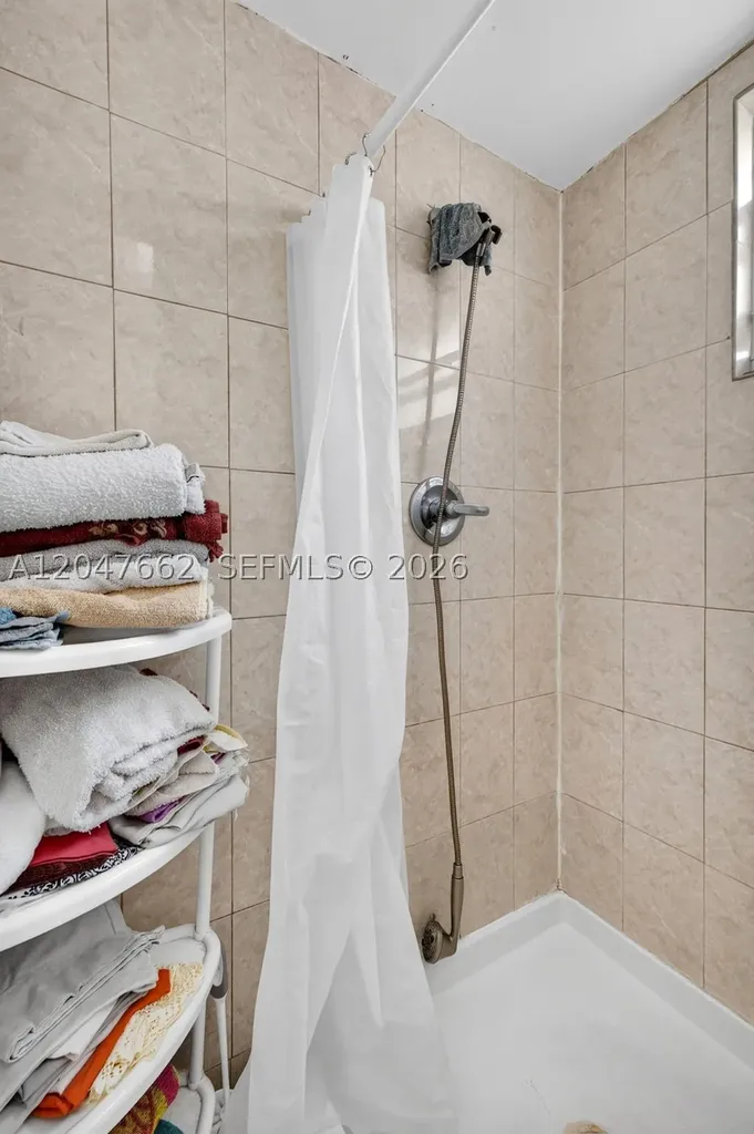 721 N 69th Avenue Hollywood FL 33024