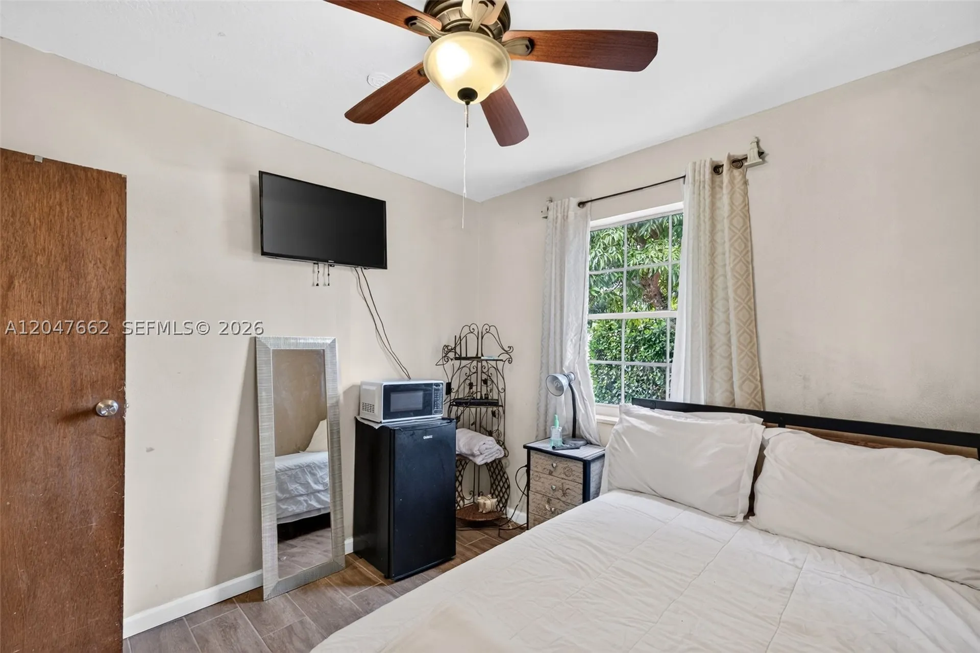 721 N 69th Avenue Hollywood FL 33024