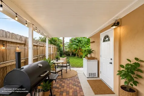721 N 69th Avenue Hollywood FL 33024