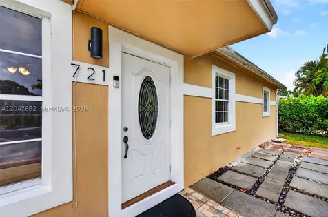 721 N 69th Avenue Hollywood FL 33024