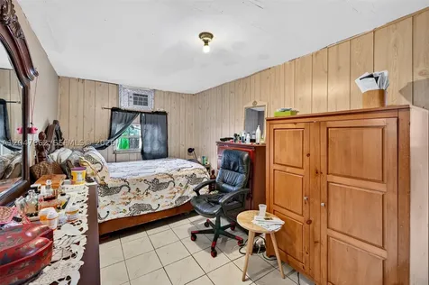721 N 69th Avenue Hollywood FL 33024