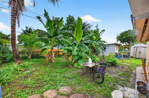 721 N 69th Avenue Hollywood FL 33024