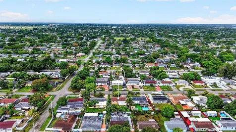 721 N 69th Avenue Hollywood FL 33024