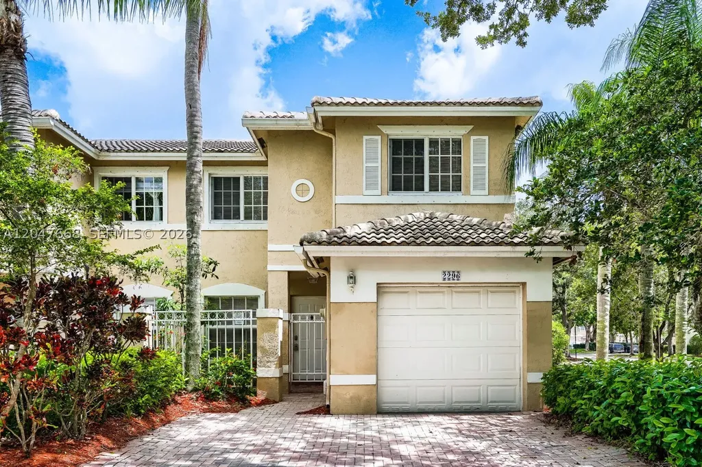 2296 NW 170th Avenue Pembroke Pines FL 33028