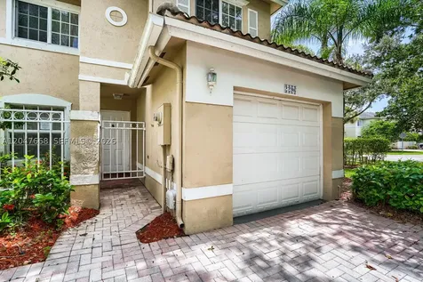 2296 NW 170th Avenue Pembroke Pines FL 33028