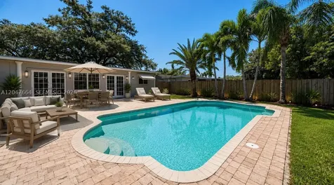 2202 N 42nd Avenue Hollywood FL 33021