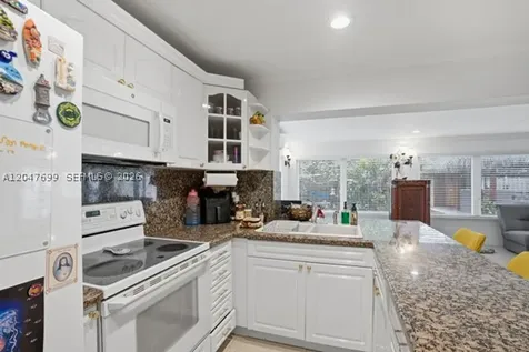 5000 SW 98th Ave Road Miami FL 33165