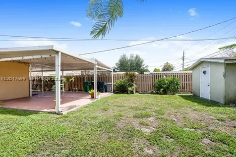 5000 SW 98th Ave Road Miami FL 33165