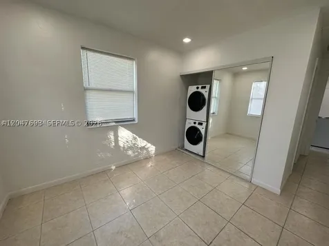301 9th Street Hallandale Beach FL 33009