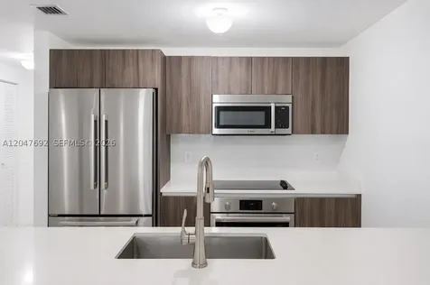 488 NE 18th Street Miami FL 33132