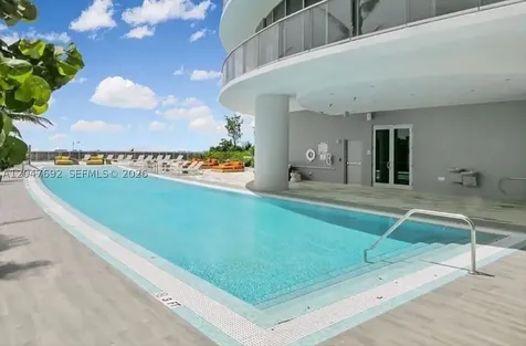 488 NE 18th Street Miami FL 33132