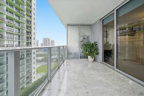 488 NE 18th Street Miami FL 33132