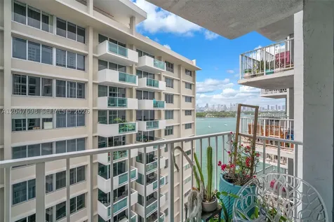 1228 West Avenue Miami Beach FL 33139