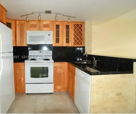 510 NW 86th Miami FL 33126