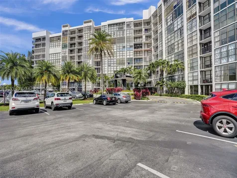 800 Parkview Drive Hallandale Beach FL 33009