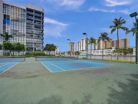 800 Parkview Drive Hallandale Beach FL 33009