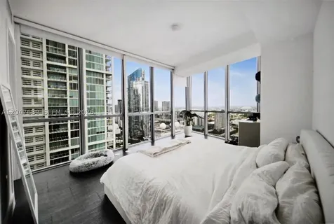 1100 Biscayne Boulevard Miami FL 33132