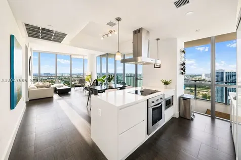 1100 Biscayne Boulevard Miami FL 33132