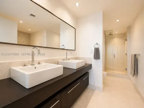 17121 Collins Avenue Sunny Isles Beach FL 33160
