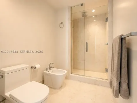 17121 Collins Avenue Sunny Isles Beach FL 33160