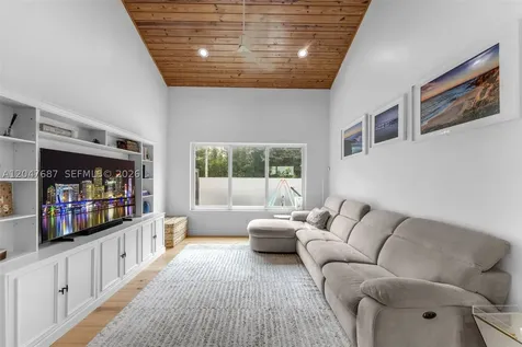 4035 SW 14th Street Miami FL 33134