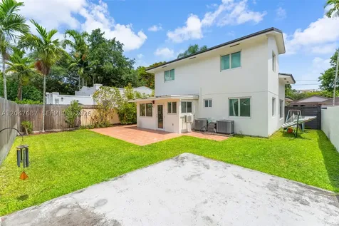 4035 SW 14th Street Miami FL 33134