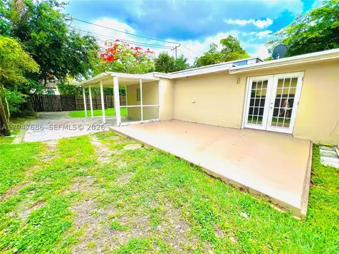 410 Pinecrest Drive Miami Springs FL 33166