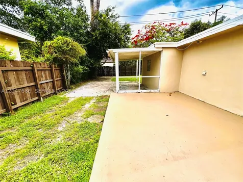 410 Pinecrest Drive Miami Springs FL 33166