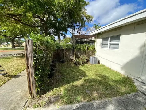 410 Pinecrest Drive Miami Springs FL 33166