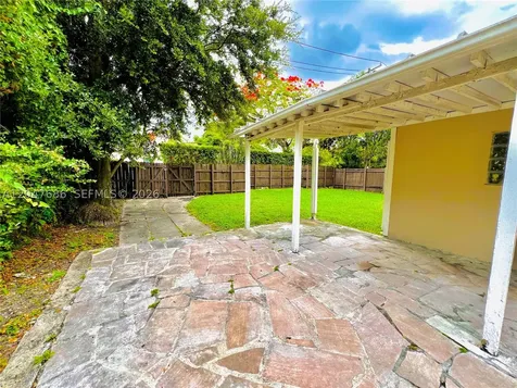410 Pinecrest Drive Miami Springs FL 33166