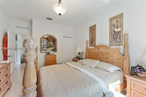 14856 SW 27th Terrace Miami FL 33185